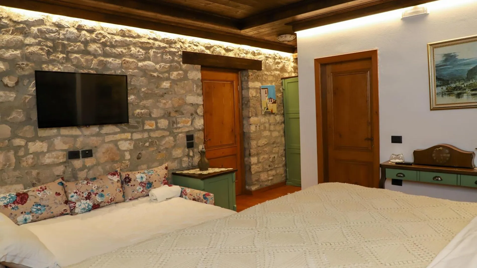 Villa Oda Tomori Berat Albania