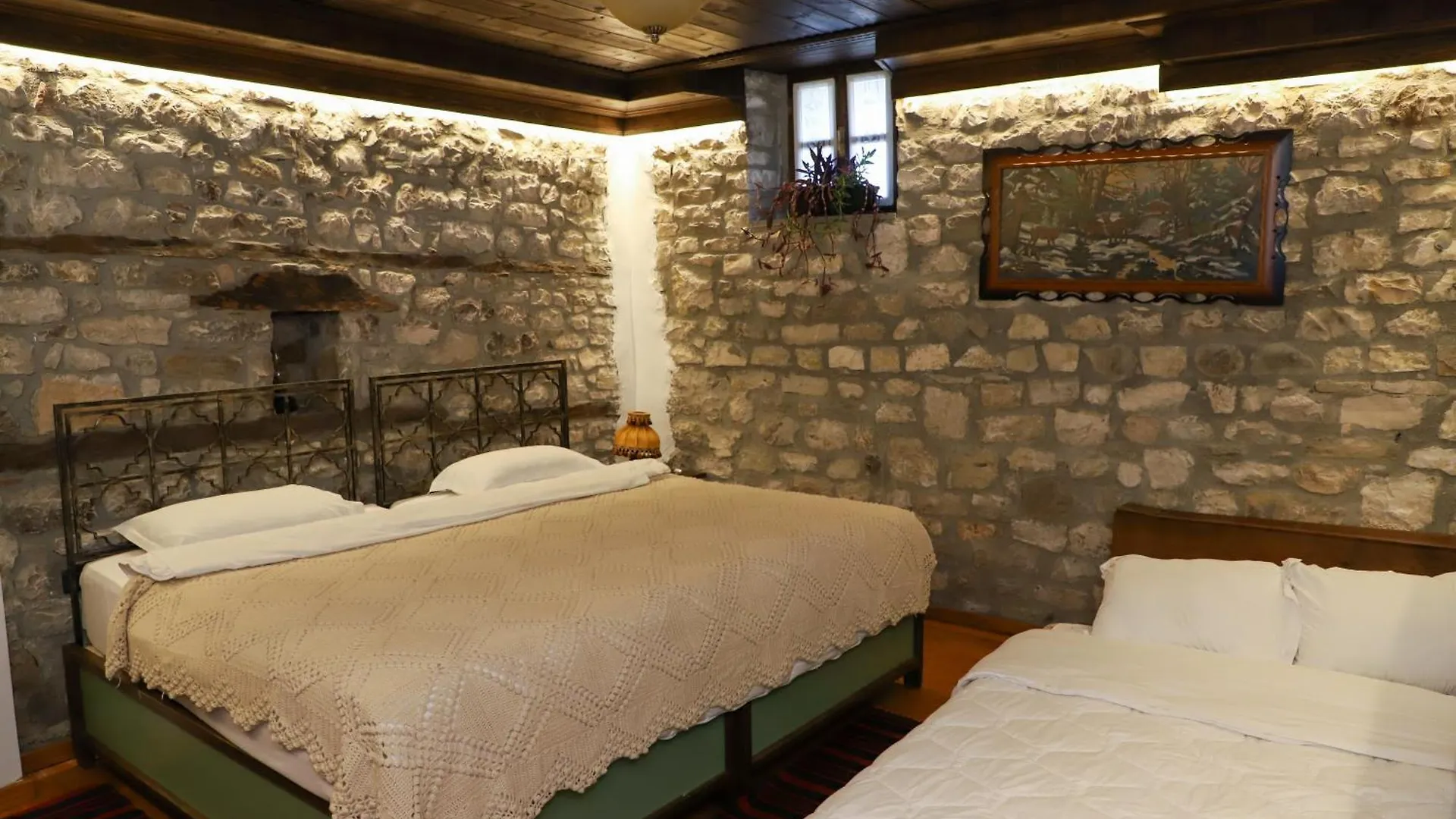 Villa Oda Tomori Берат 4*,  Албания