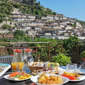 Meroli - Unesco Quarter Berat